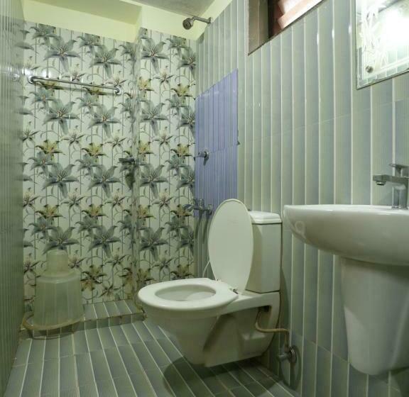 غرفة قياسية, Hare Krishna Inn