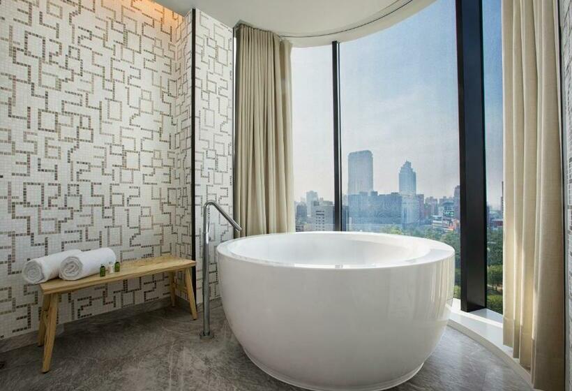 스위트 킹사이즈 침대, Indigo Kaohsiung Central Park, An Ihg