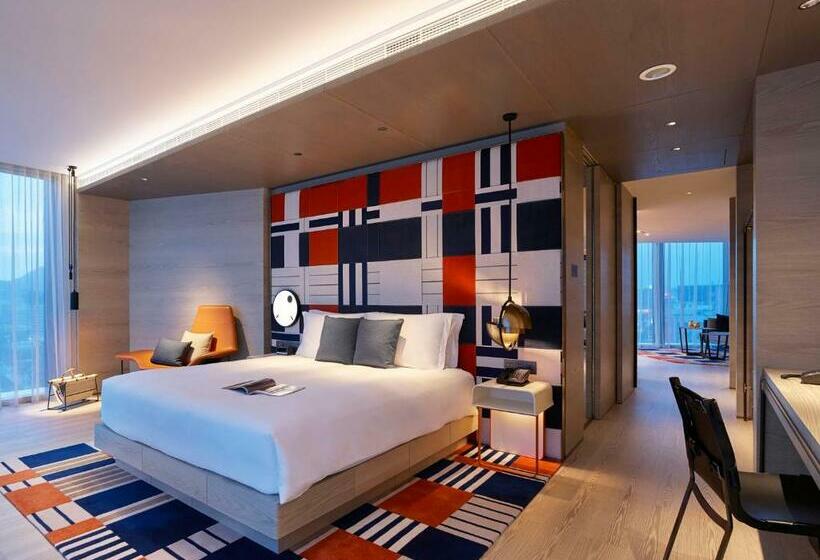 스위트 킹사이즈 침대, Indigo Kaohsiung Central Park, An Ihg