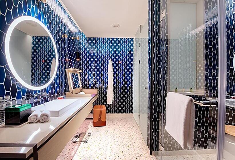 스탠다드 룸 킹사이즈 침대, Indigo Kaohsiung Central Park, An Ihg