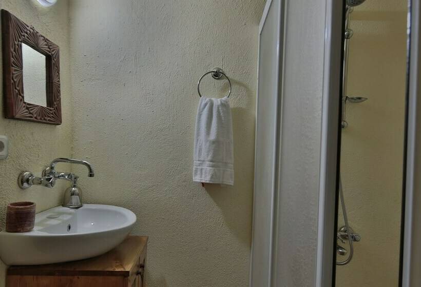 스탠다드 룸, Lamihan Cave