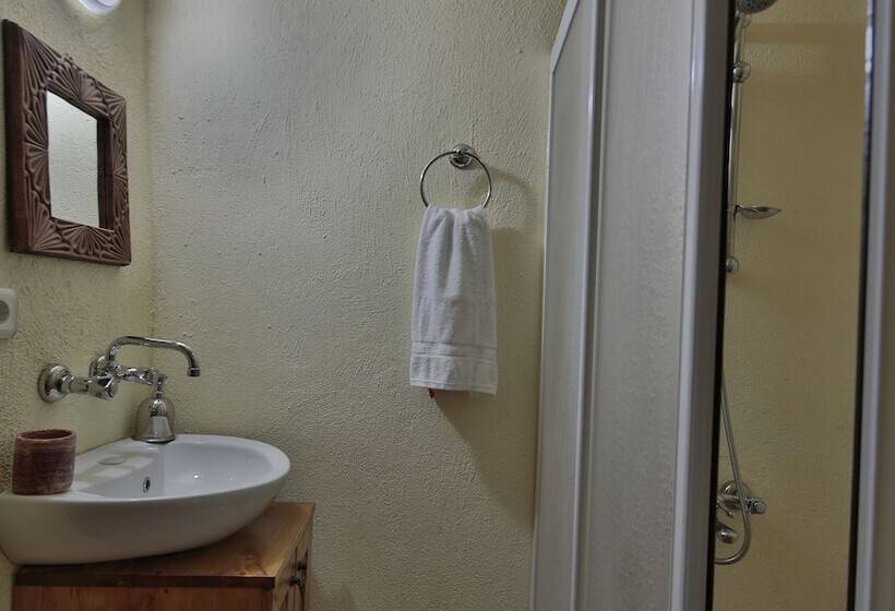 스탠다드 룸, Lamihan Cave