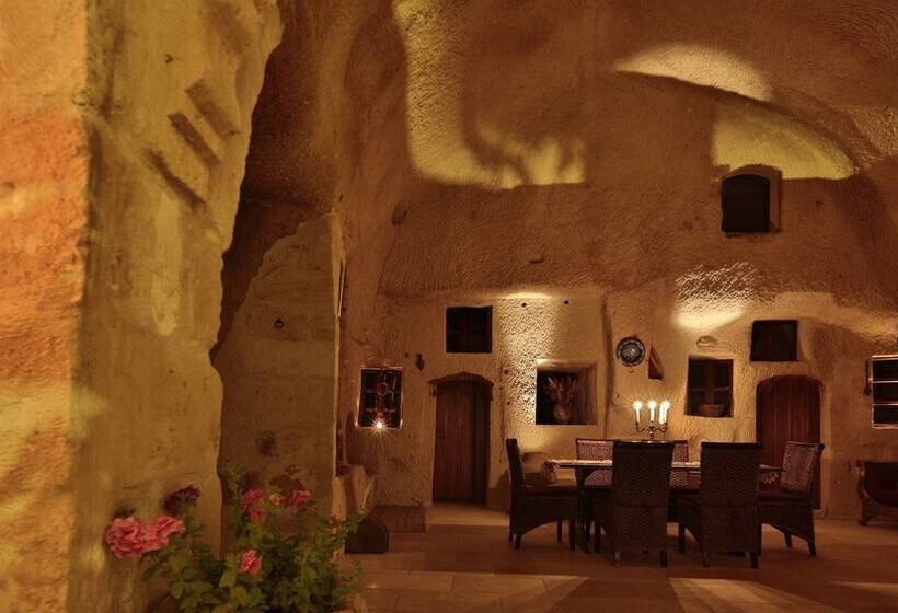 Quarto Estandar, Lamihan Cave