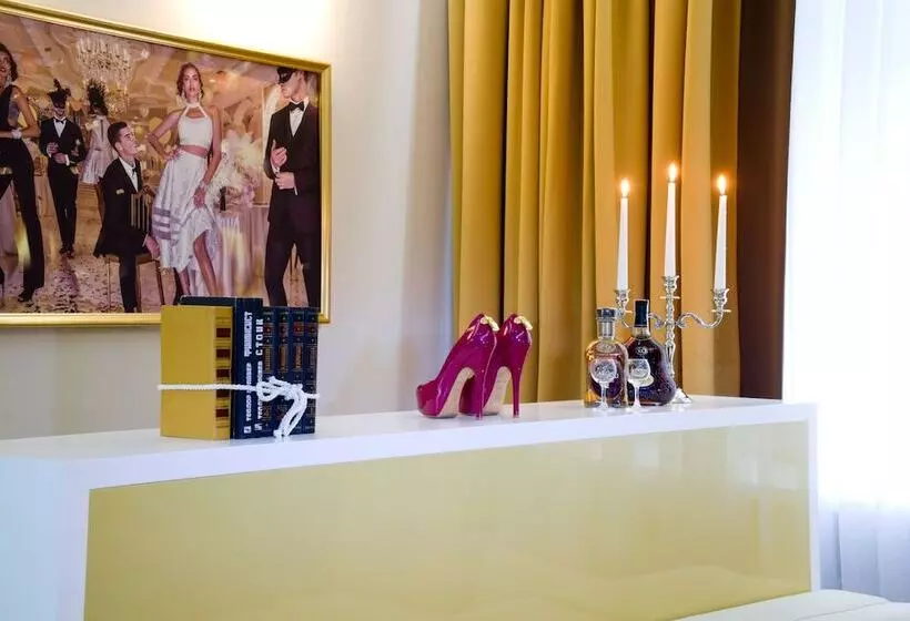 Sviitti, Mirax Sapphire Boutique