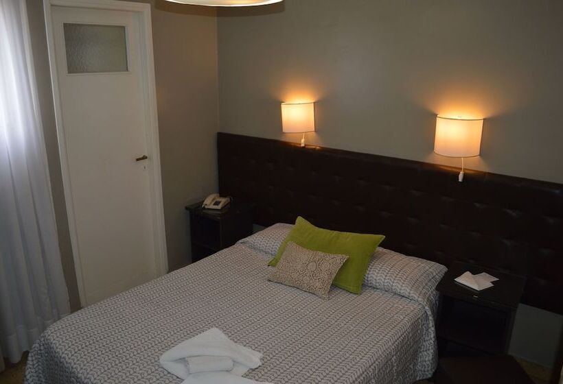 חדר סטנדרט, Petit