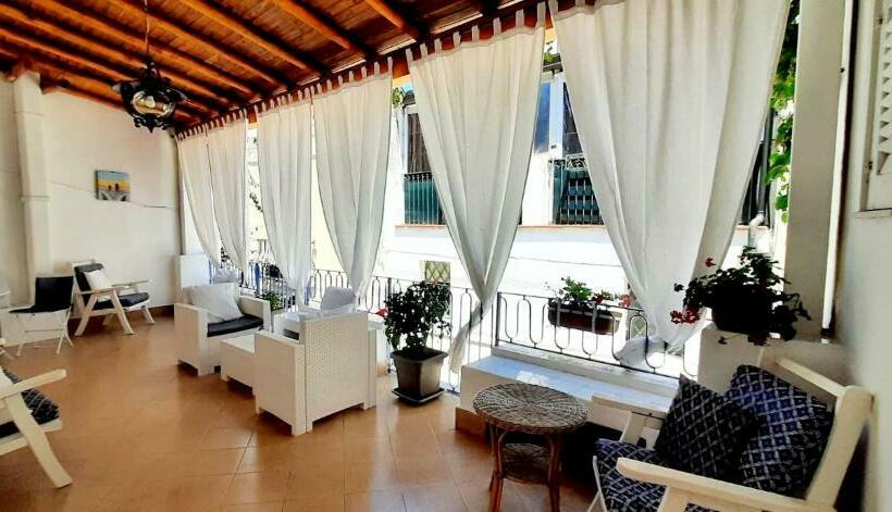 스탠다드 룸, Poseidon