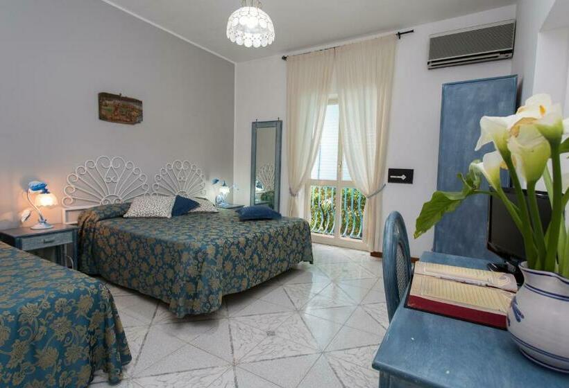 수피리어 룸, Poseidon