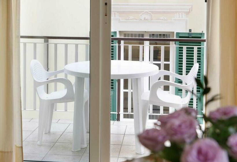 شقة غرفة واحدة, Residence Barusso