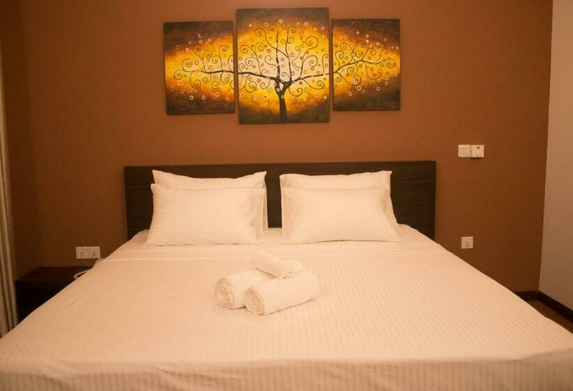 חדר סטנדרט, The Suite 262