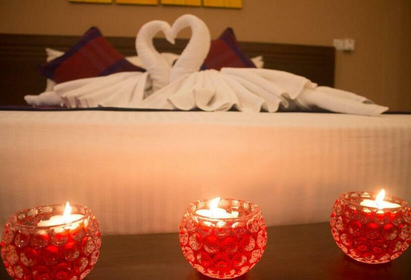 חדר דלוקס, The Suite 262