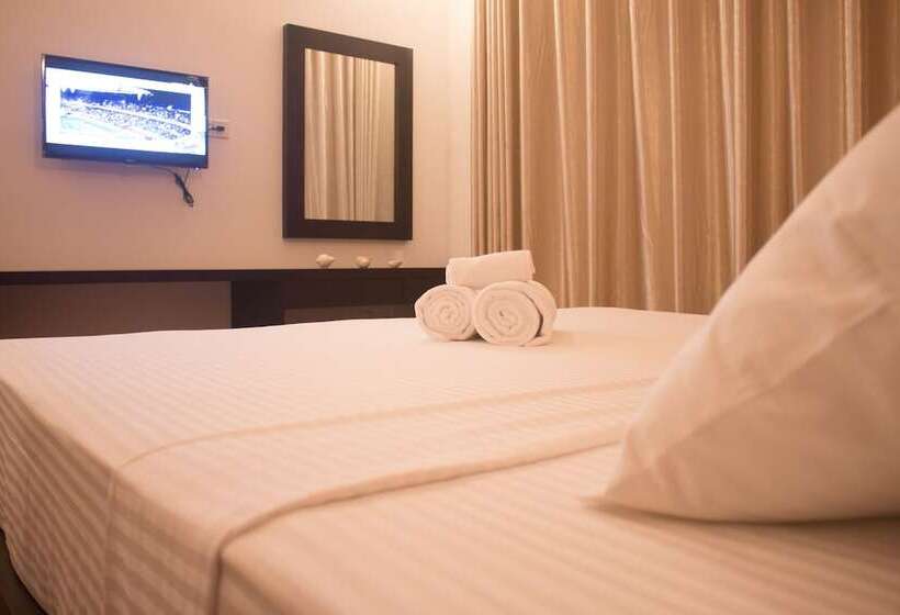 חדר סטנדרט, The Suite 262