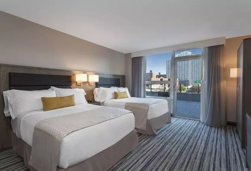 プレミアムルーム, Wyndham Garden Laguardia South