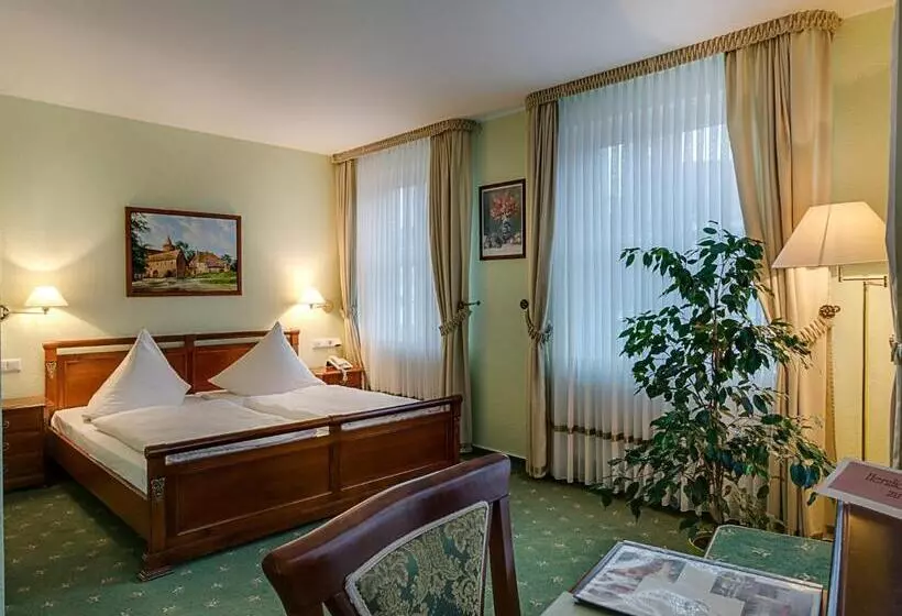 コンフォートルーム, Zur Burg Gmbh