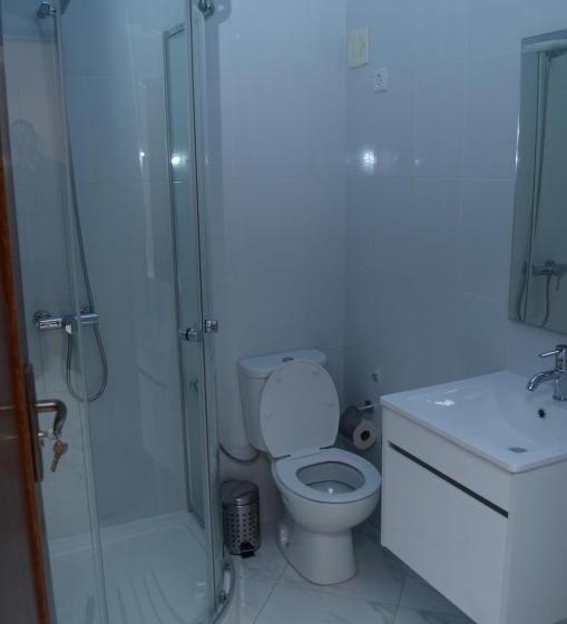 اتاق استاندارد با چشم‌انداز دریا, Lt Apart