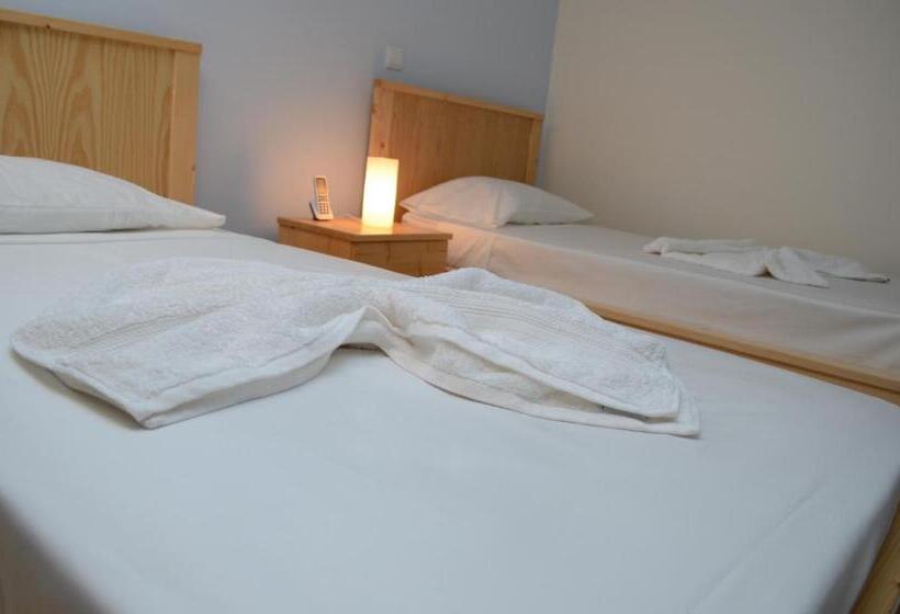 اتاق استاندارد, Lt Apart