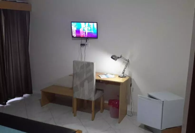 اتاق استاندارد با چشم‌انداز دریا, Lt Apart