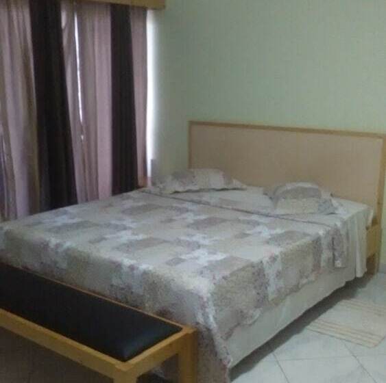 اتاق استاندارد با چشم‌انداز دریا, Lt Apart