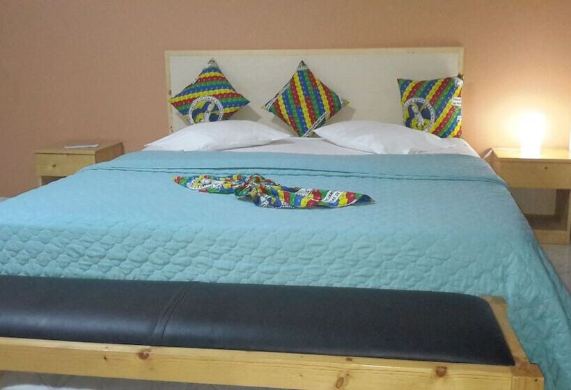 اتاق استاندارد با چشم‌انداز دریا, Lt Apart