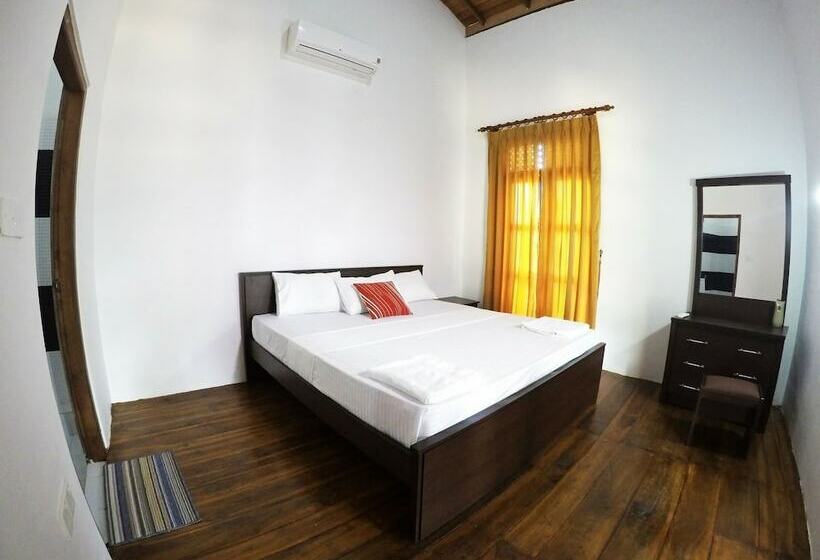 家庭间, Balaji Ocean View