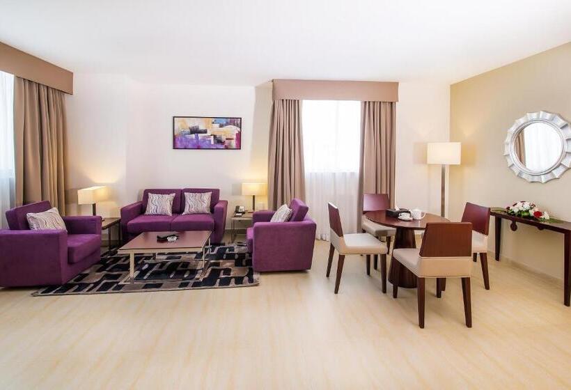 سوئیت خانواده 2 خوابه, V Hotel Fujairah