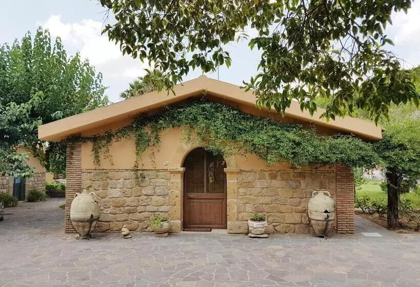 プールビュースタンダードルーム, Agriturismo Il Drago