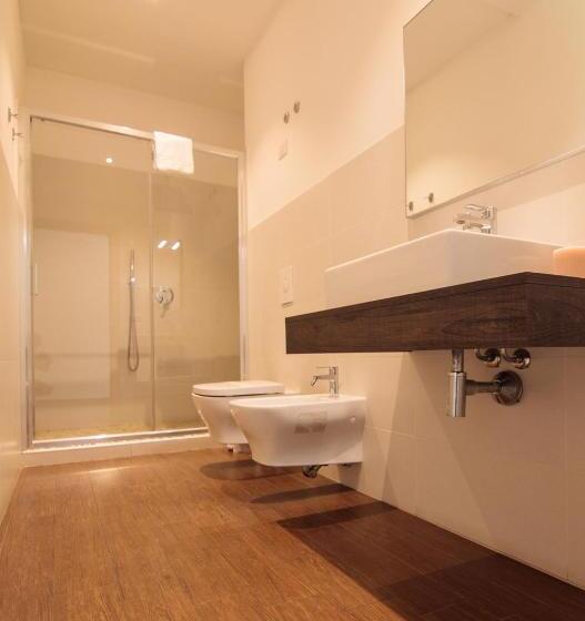 小型套房, Arcobaleno Suites