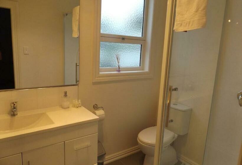 标准房带园景, Villa Shakespeare