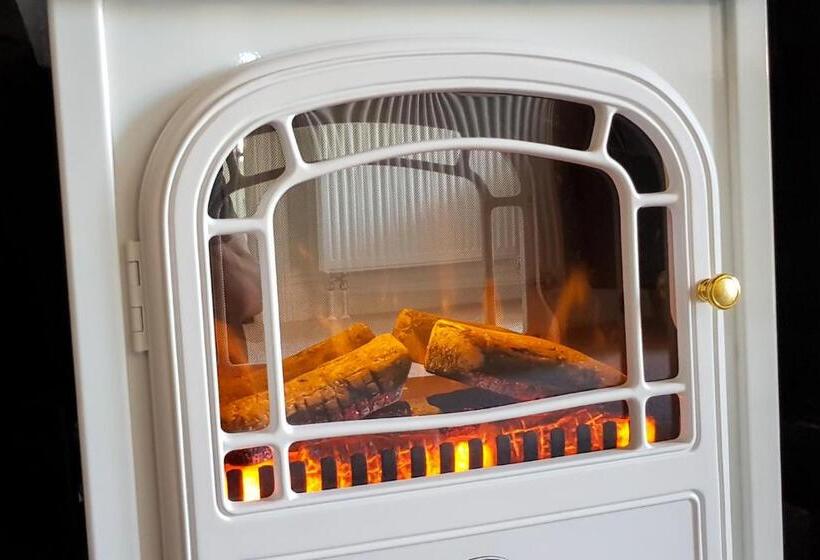 标准工作室, Villa Shakespeare