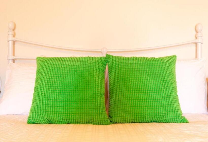 标准工作室, Villa Shakespeare