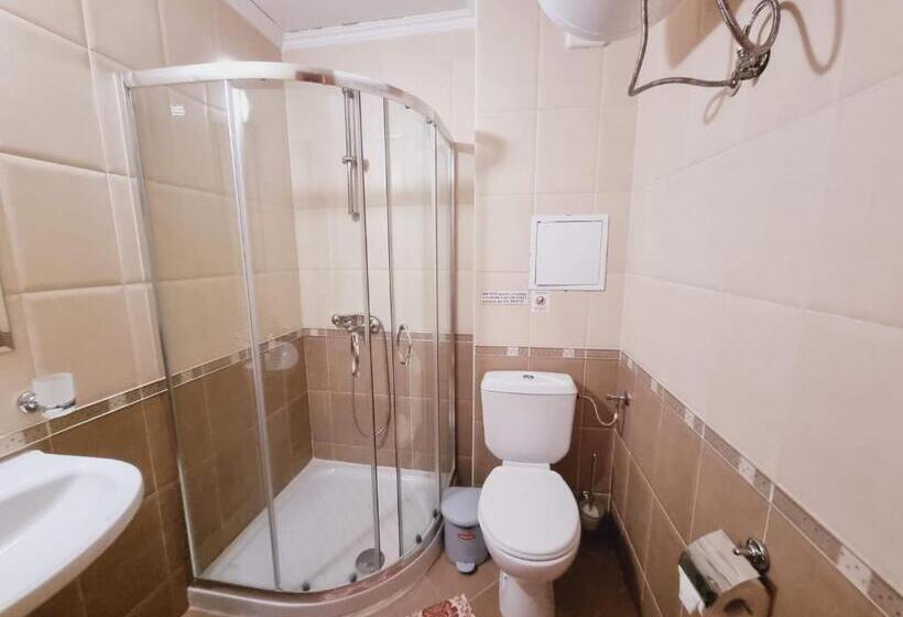 דירת חדר, Diamond Apart Complex