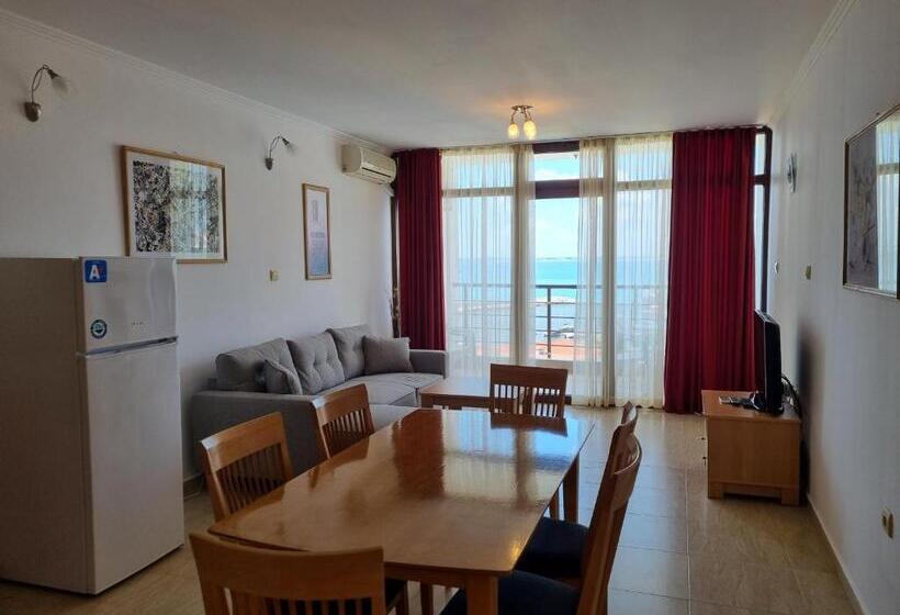 דירת שני חדרים, Diamond Apart Complex