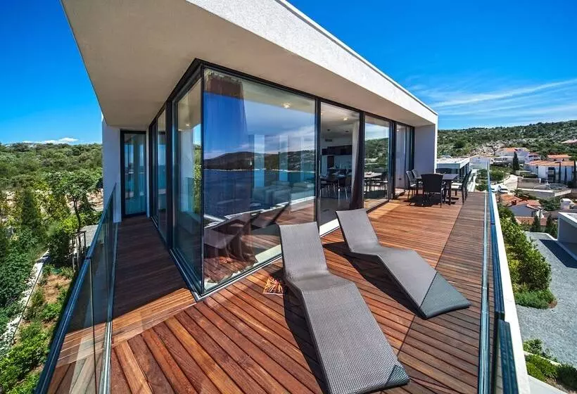 ペントハウス2ベッドルームアパート, Golden Rays Luxury Apartments