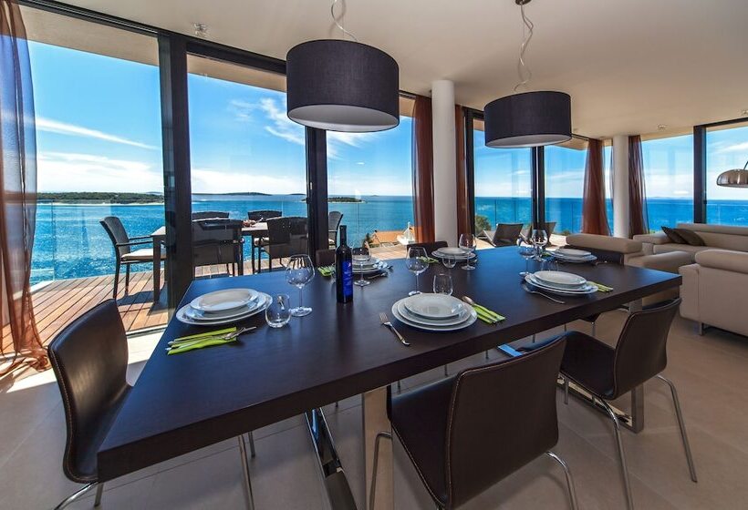 , Golden Rays Luxury Apartments