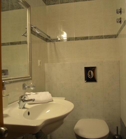 スーペリアファミリールーム, Apollon