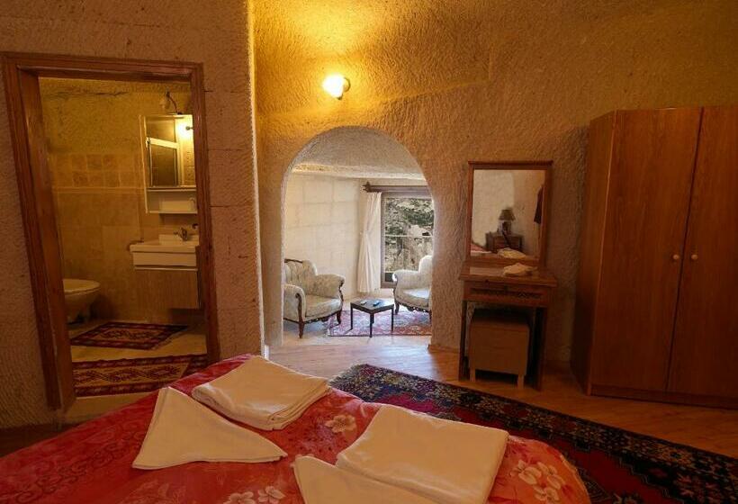 غرفة قياسية, Arif Cave