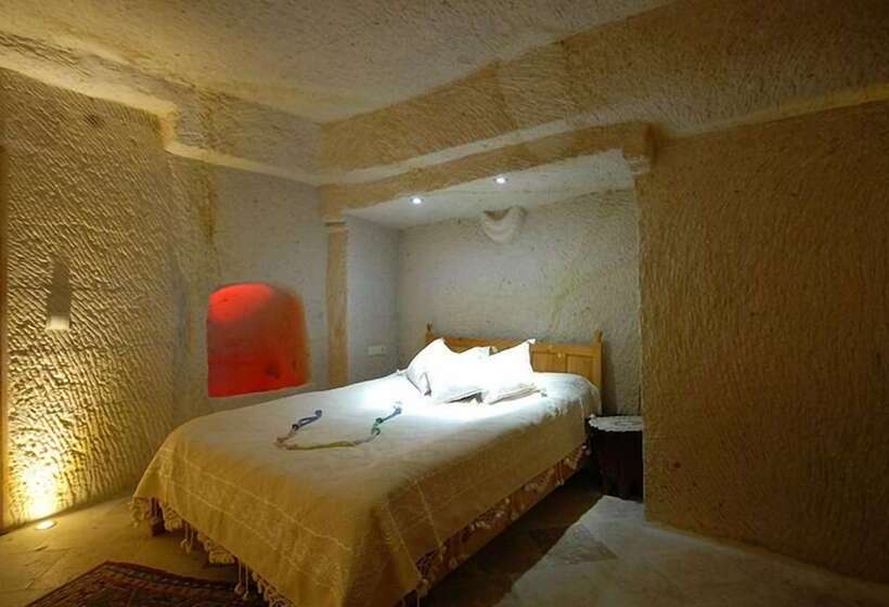 غرفة قياسية, Arif Cave