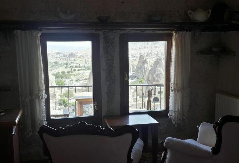 غرفة قياسية ذات إطلالة بانورامية, Arif Cave