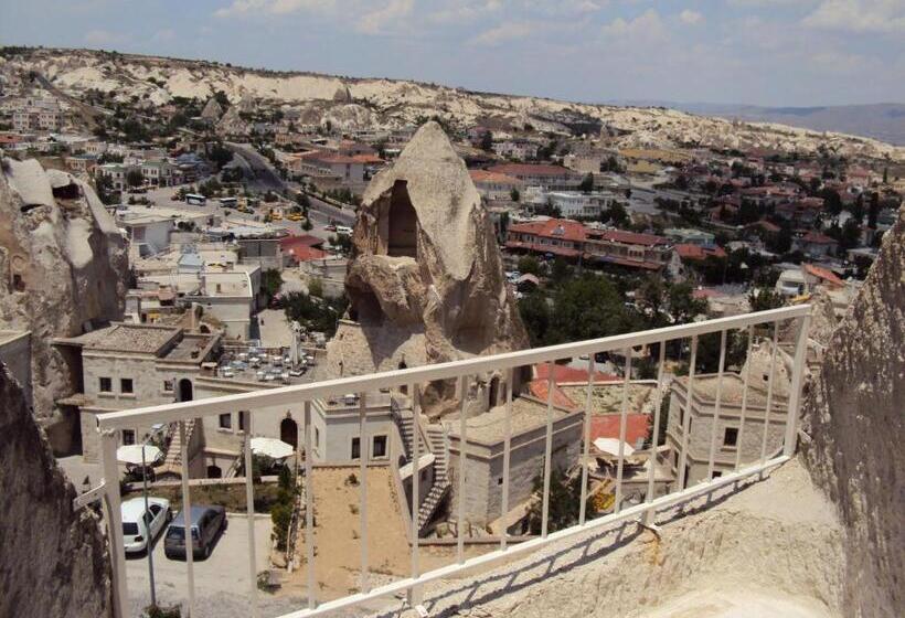 جناح إدارى, Arif Cave