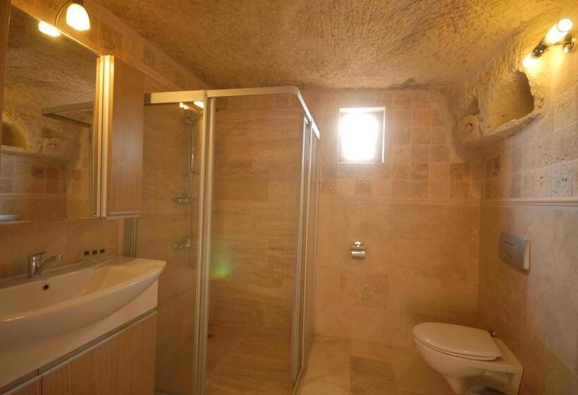 غرفة قياسية, Arif Cave