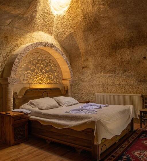 غرفة قياسية ذات إطلالة بانورامية, Arif Cave