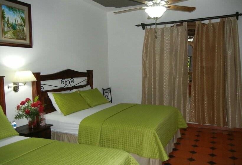 اتاق لوکس, Casa Gabriela