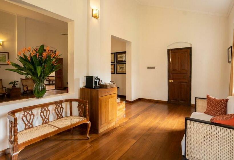 Люкс, Glenross Living