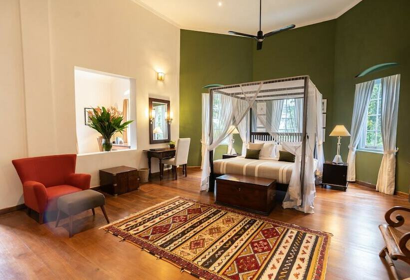 Люкс, Glenross Living