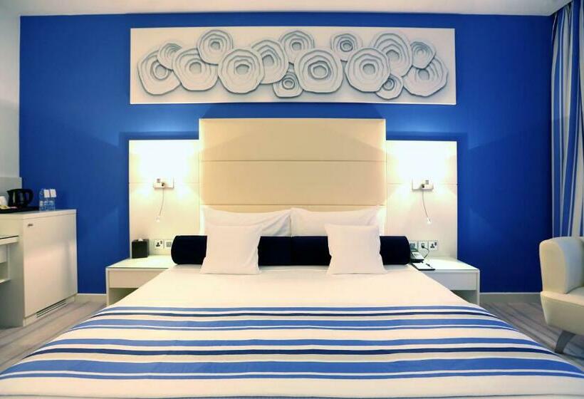 スタンダードルーム, Golden Tulip Downtown Abu Dhabi