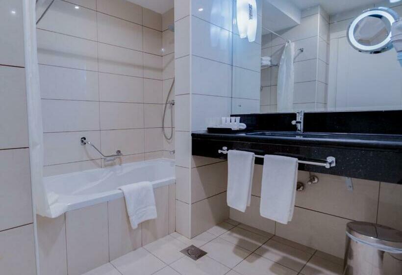 スタンダードルーム, Golden Tulip Downtown Abu Dhabi