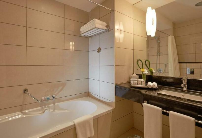 スタンダードルーム, Golden Tulip Downtown Abu Dhabi