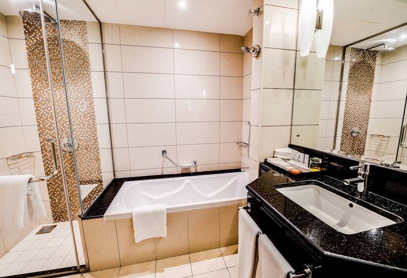 シティビュースイート, Golden Tulip Downtown Abu Dhabi