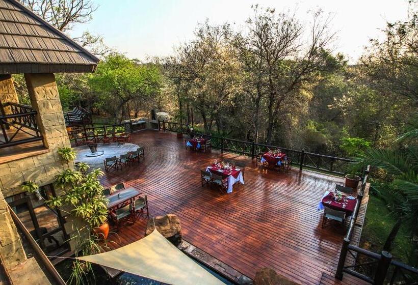 Люкс Повышенной Комфортности, Grand Kruger Lodge And Spa