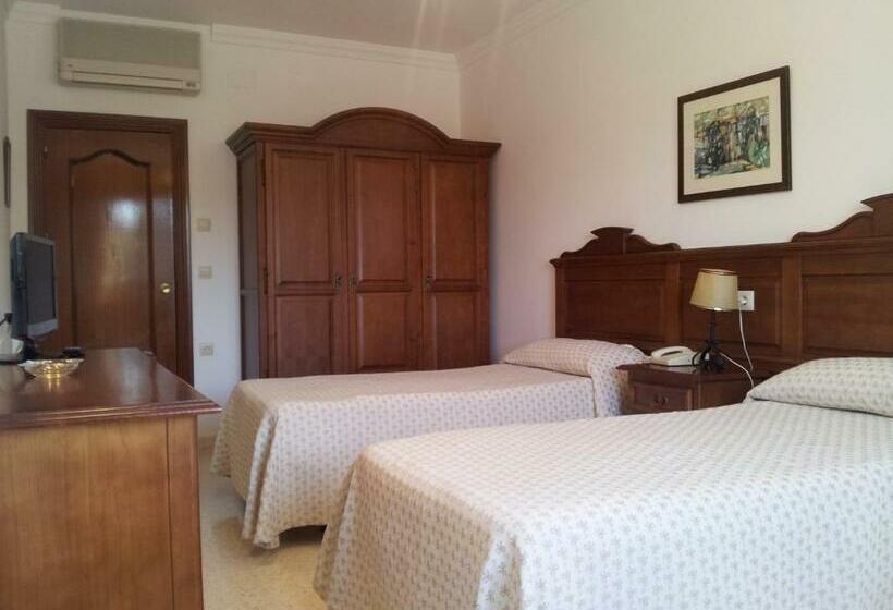 غرفة قياسية, Río Piscina