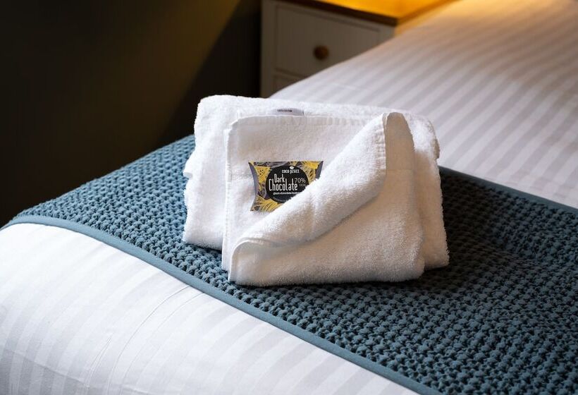 Номер Стандарт, The Poacher Inn